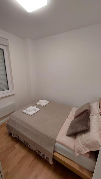 Apartment Green Lux Belgrad Dış mekan fotoğraf